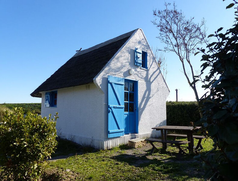 Cabane camarguaise 2/4 personnes, locations pour vos vacances près de Montpellier, camping le Camarguais dans l’Hérault